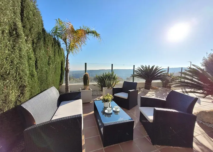 Montesol Apartment