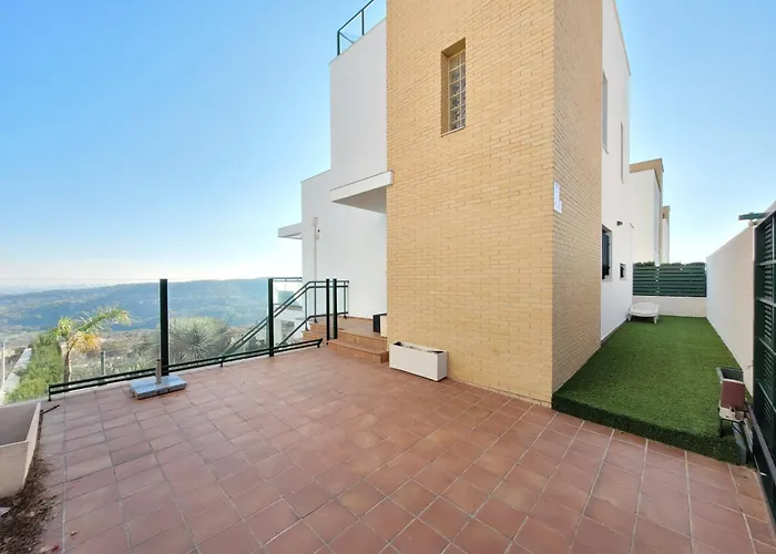 Montesol Apartment
